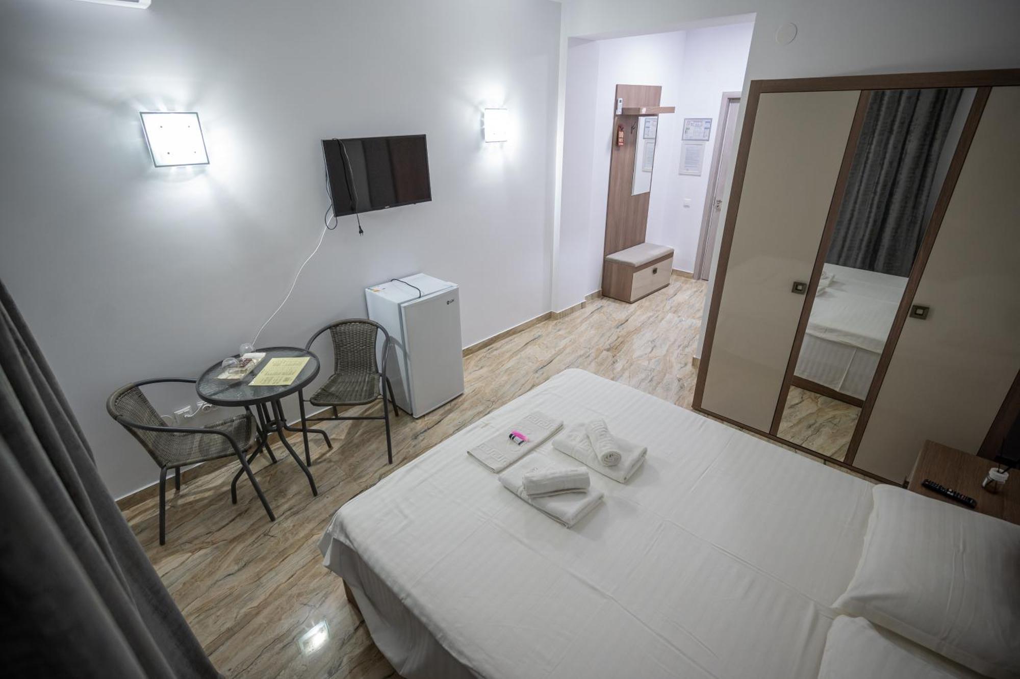 Hotel Damar Costinesti Esterno foto