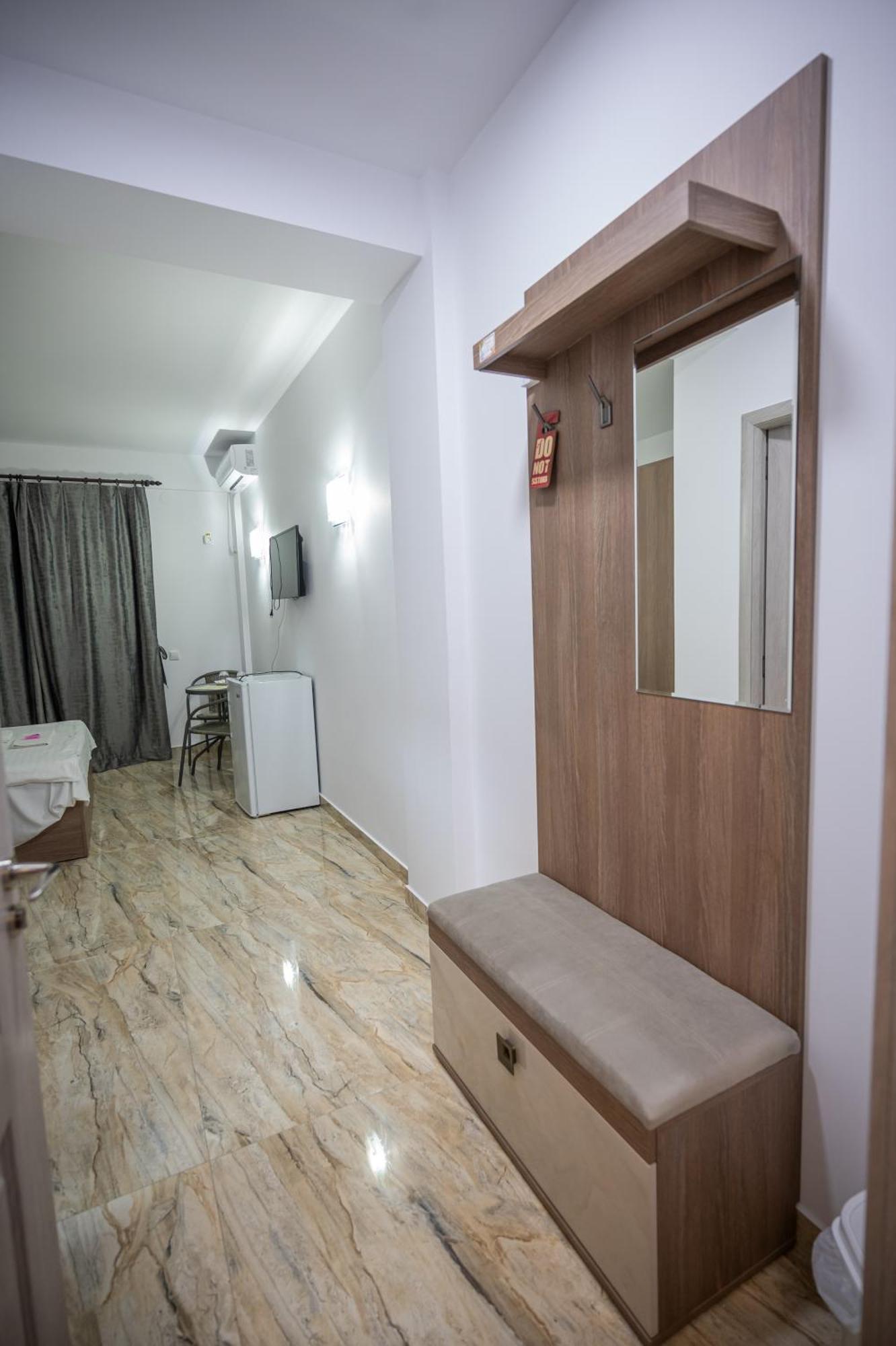 Hotel Damar Costinesti Esterno foto